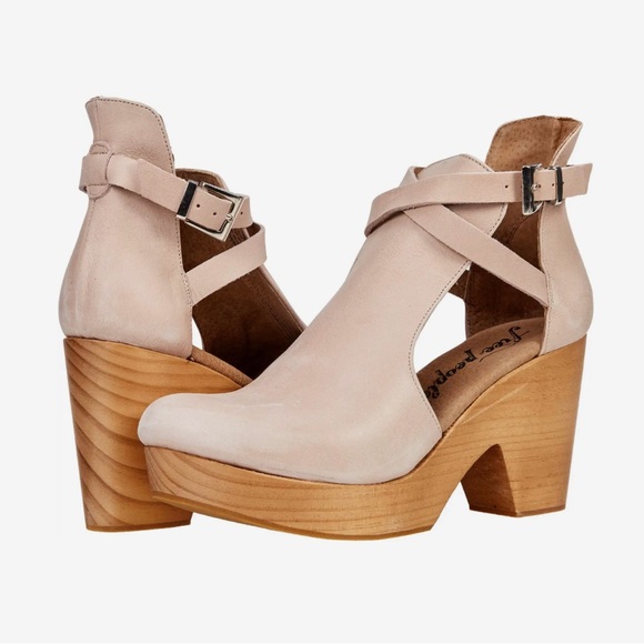 Free People Cedar Leather Buckle Platform Wood Clogs - Picture 2 of 6